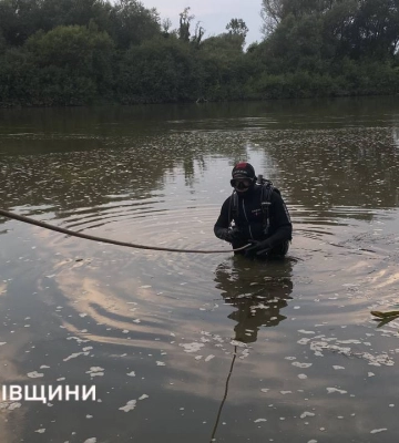 На Івано-Франківщині у річці втопилося троє молодих чоловіків