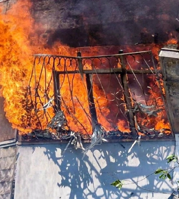 На Херсонщині рятувальники загасили пожежі на площі понад 10 гектарів 