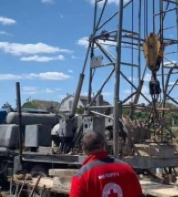 Чорнобаївська громада Херсонщини отримала від благодійників нову артезіанську свердловину