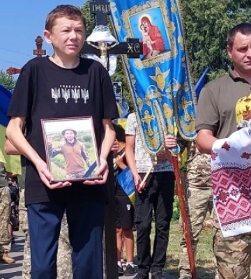 Загинув у бою: на Волині попрощались із Героєм Максимом Красним