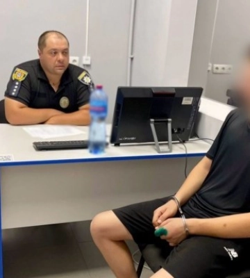 На Одещині у барі молодик ледь не до смерті побив чоловіка