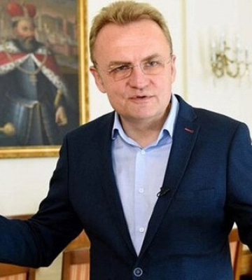 Коли починати навчальний рік? Мер Львова дорікнув освітньому омбудсмену