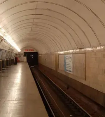В Киеве закрыли три станции метро на «зеленой» ветке