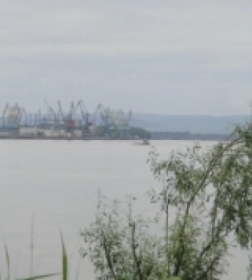 На Одещині продовжуються пошуки підлітка, який пірнув у річку та зник
