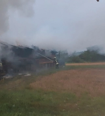 На Волині за одну ніч блискавка спричинила кілька пожеж. Фото