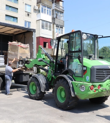 Тростянець отримав 440 сонячних панелей від німецьких партнерів