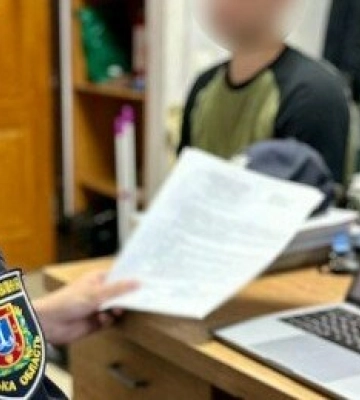 В Одесі двоє чоловіків серед дня грабували містян: що на них очікує
