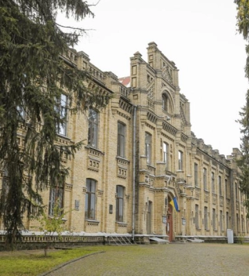 До столичних державних університетів подали понад 332 тисячі заяв: куди найбільше