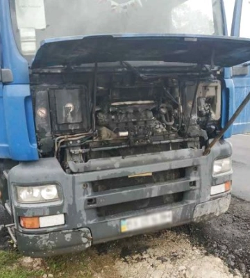 На Торунському перевалі горів вантажний автомобіль
