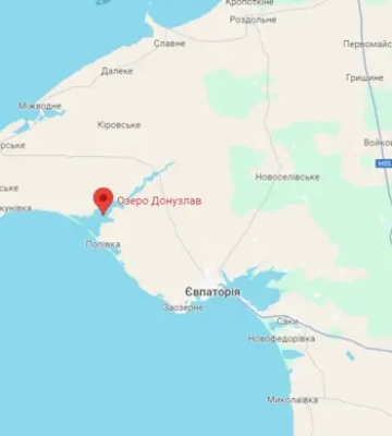 Комбінована атака з повітря та моря:  в Криму атакували базу берегової охорони на озері Донузлав