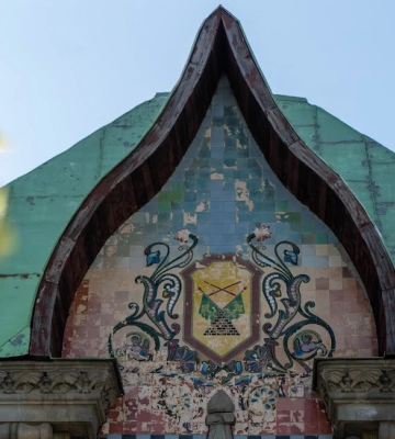Секрети міських панно: історія мозаїк на будівлях Полтави
