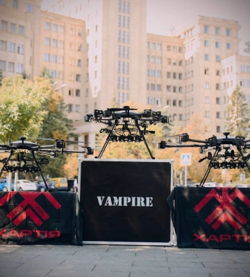 Захисникам Харкова з «Хартії» передали новітні дрони Vampire (відео, фото)
