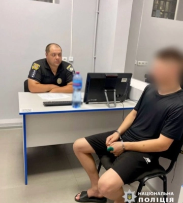 У барі під Одесою жорстоко побили чоловіка