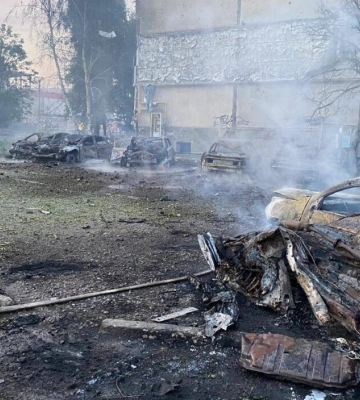 Окупанти вдарили по центральній частині міста Чугуїв.