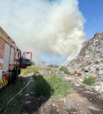Біля Рівного горить сміттєзвалище