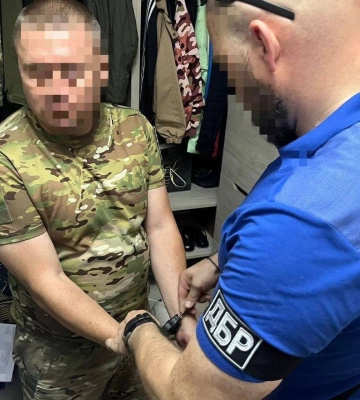 На Волині підполковник «погорів» на закупівлі армійських ліжок 