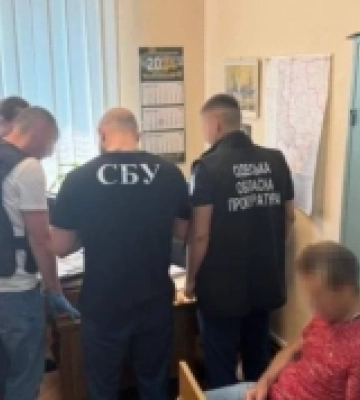 В Одесі затримали посадовця адміністрації, який за 1000 доларів робив бронь від мобілізації — поліція