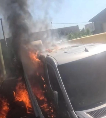 Рівнянин палив авто військових