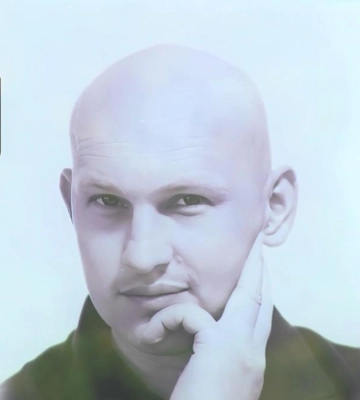 Сьогодні в Рівному презентують ще одну пам&#039;ятну дошку загиблому на війні Герою
