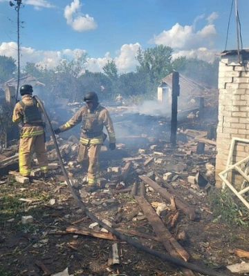 Окупанти атакували житловий район Миколаєва: є постраждалі