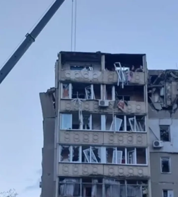РФ нанесла ракетный удар по жилому сектору Николаева, погиб гражданский, есть пострадавшие