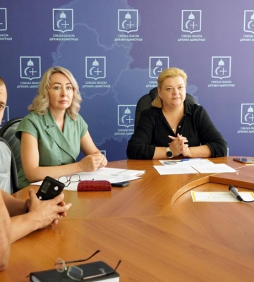 У Сумській ОВА обговорили питання переробки й вторинного використання відходів руйнувань, які вчиняє країна-агресор