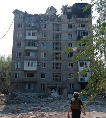 Ночью враг ударил по Покровску и поселку Перше Травня, за сутки 26 раз обстрелял населенные пункты Донетчины, погиб человек.&amp;hellip;