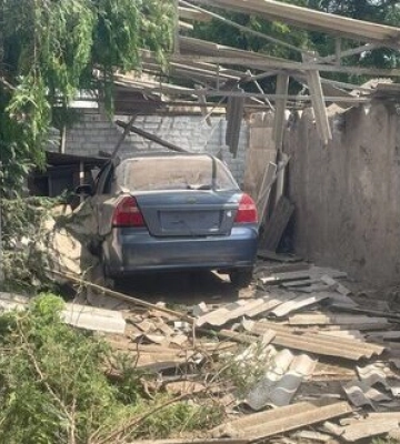 Одна людина загинула й одна поранена внаслідок обстрілу окупантами Нікопольщини. ФОТОрепортаж