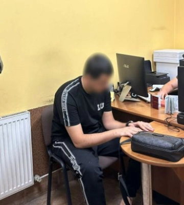 $600 за то, чтобы выпустили за границу: в Винницкой области парень пытался «договориться» с пограничниками