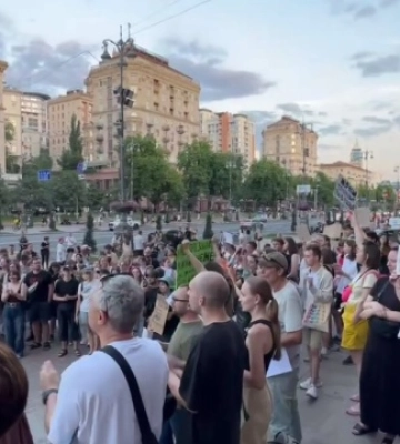 Знесення «Садиби Зеленських»: під  КМДА відбулась акція протесту