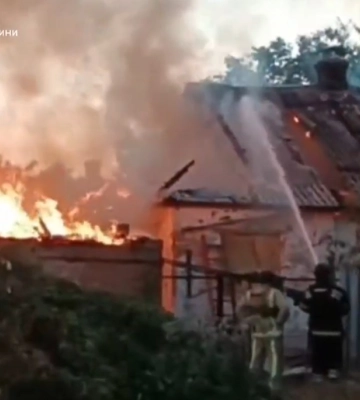 У Сумах рятувальники ліквідували пожежу, внаслідок якої травмовано чоловіка