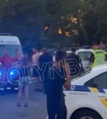 У Луцьку на Теремнівських ставках відпочивальникам бризнули в очі з балончика – нападник втік (відео)