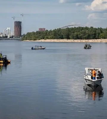 Тіло загиблого хлопця після обриву канатної дороги у Києві продовжать шукати у понеділок