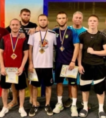 Миколаївські спортсмени – переможці та призери Кубка України з греко-римської боротьби