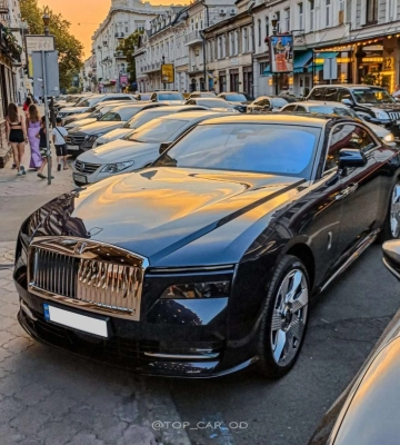 В Одессе засветился новейший электромобиль Rolls-Royce за $600 000 