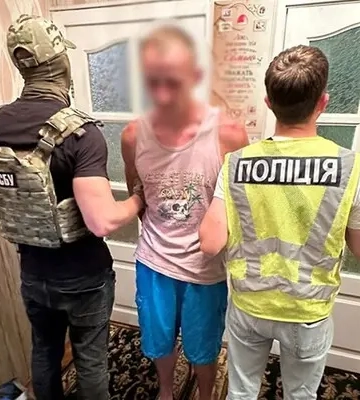 Російський диверсант підпалив релейну шафу &quot;Укрзалізниці&quot; у Києві, - СБУ. ФОТО