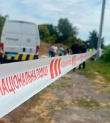 У Кременчуці в салоні автомобіля таксі виявили тіло чоловіка