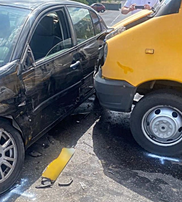 У Сумах сталася аварія з маршруткою