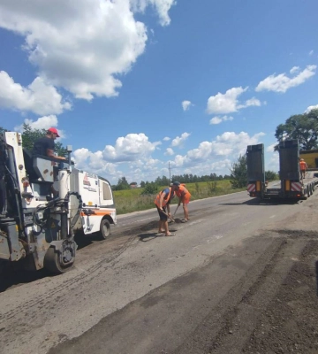 На Рівненщині відремонтують 12 км траси: звідки візьмуть гроші