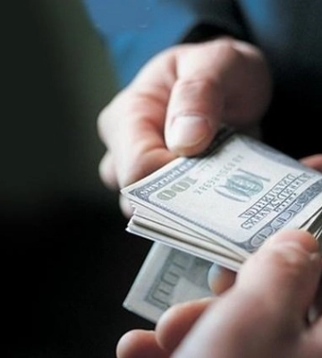 Поліцейському на Волині повідомили про підозру за 1000 доларів хабаря