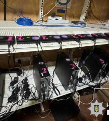 У Харкові на Салтівці чоловік вирвав з рук жінки майже 10 тисяч гривень