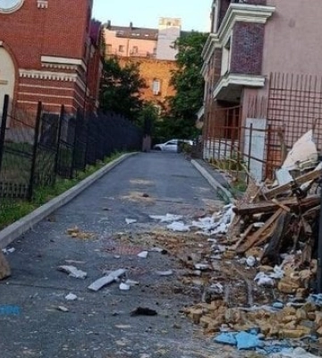 Столична влада через суд добилася від забудовника відновлення садиби Зеленських Столична влада через суд добилася від забудовника відновлення садиби Зеленських