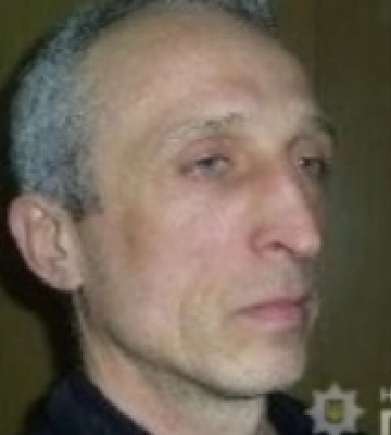 Поліція Волині розшукує 53-річного чоловіка, підозрюваного у вчиненні низки злочинів