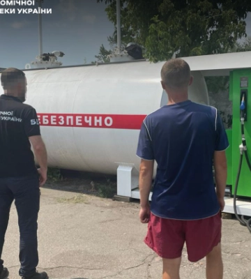 БЕБ припинило роботу 8 нелегальних АЗС на Київщині