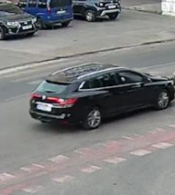 У Дніпрі водій Renault збив жінку на пішохідному переході