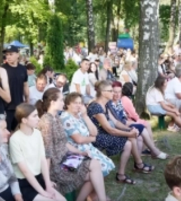 У селищі на Волині зібрали 140 тисяч гривень для ЗСУ