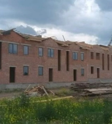 Обіцяли побудувати котеджі у Городку, зібрали гроші й зникли