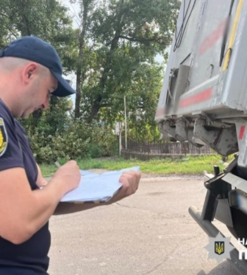 В Ізмаїльському порту під колесами вантажівки загинув чоловік