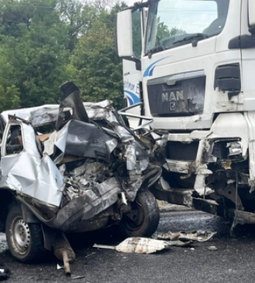 На Харківщині сталася ДТП з вантажівкою, серед загиблих і травмованих є діти
