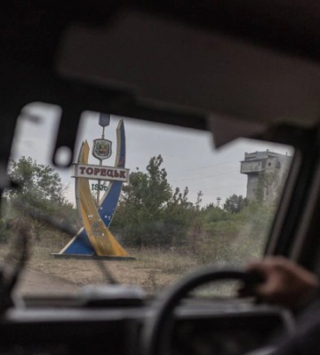 На Донеччині екіпаж поліцейських потрапив під артилерійський обстріл під час евакуації цивільних